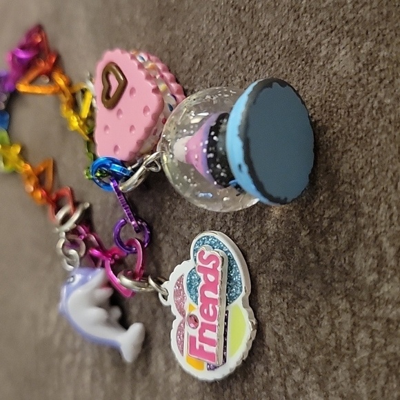 3/$30 CHARM IT Rainbow Heart Friends Kidcore Bracelet - Picture 7 of 8